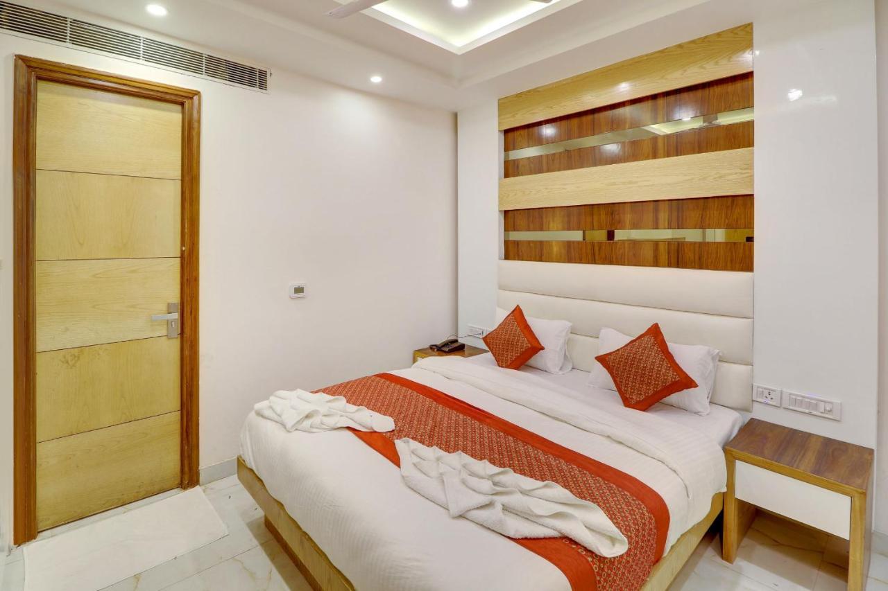 Hotel York Legacy -3 Minutes Walk From New Delhi Railway Station 'The 5 Star Ambience' Newly Built Extérieur photo