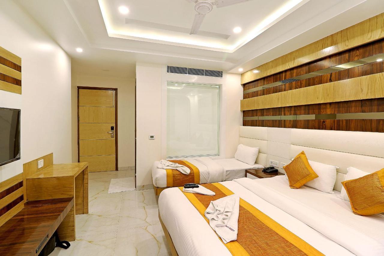 Hotel York Legacy -3 Minutes Walk From New Delhi Railway Station 'The 5 Star Ambience' Newly Built Extérieur photo