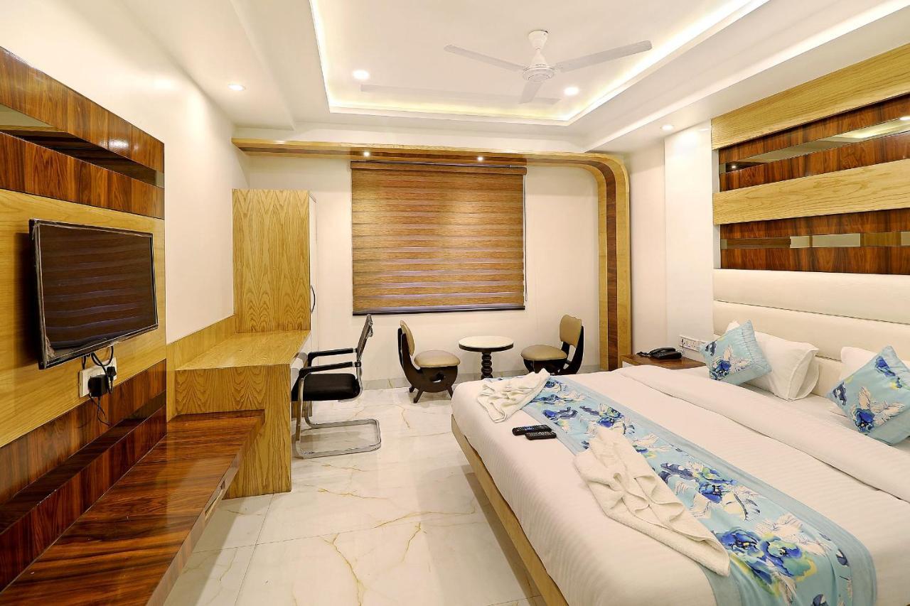 Hotel York Legacy -3 Minutes Walk From New Delhi Railway Station 'The 5 Star Ambience' Newly Built Extérieur photo